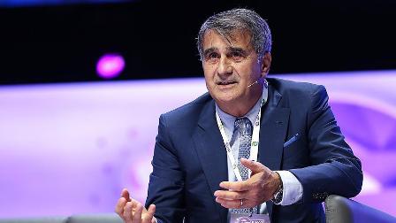 Beşiktaş Teknik Direktörü Güneş: Fenerbahçe derbisinde doğru bir şey yapmadım