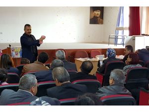 Öğretmenlere diş sağlığı eğitim