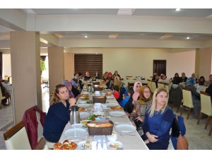 Aksaray'da şehit yakınları ve gaziler kahvaltıda buluştu