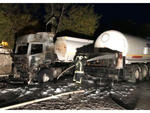 Denizli'de akaryakıt istasyonunda patlama: 1 yaralı