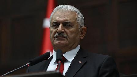 Başbakan Yıldırım: Türkiye bütün varlığıyla depremzede kardeşlerinin yanında