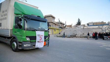 Türk Kızılayı Irak'taki deprem bölgesine ilk ulaşan ekip oldu