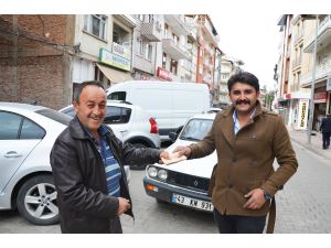 Bulduğu 5 bin lirayı sahibine teslim etti