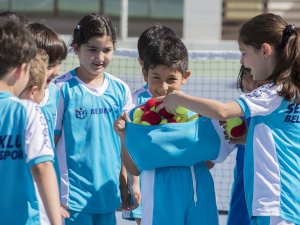 Kış spor okulları büyük ilgi görüyor