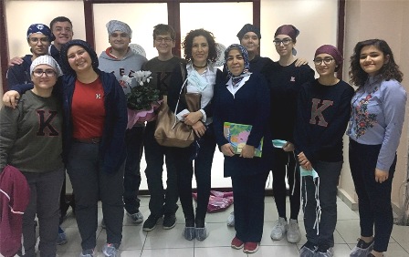 TED Konya Koleji Öğrencilerinden Lösemili Çocuklara Anlamlı Ziyaret