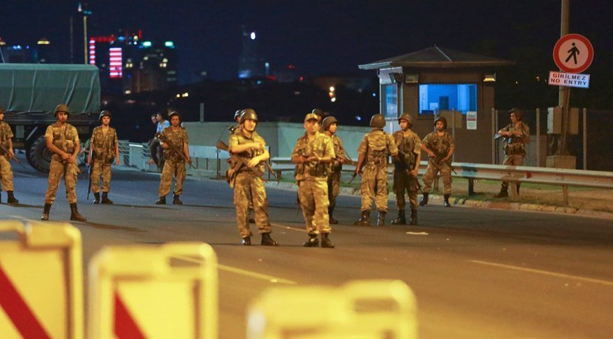 "TSK darbe yaptı, gazamız mübarek olsun"