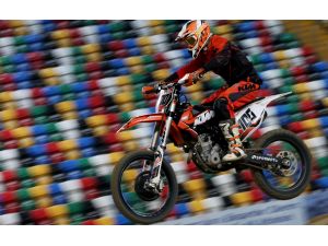 Salonda motokros ve enduro heyecanı