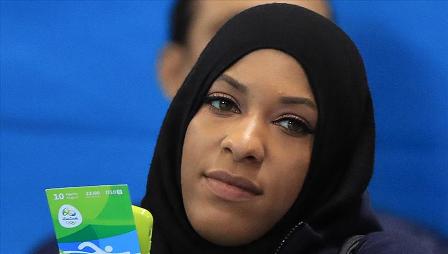 Başörtülü sporcu Muhammed, Barbie'ye model oldu