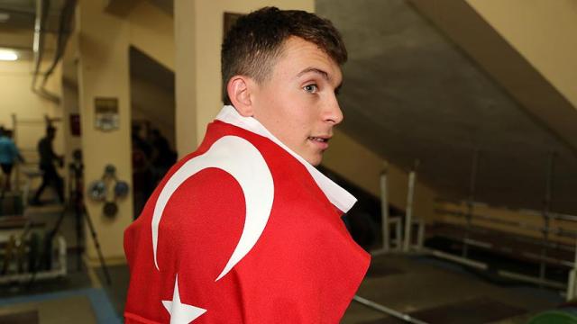 23 güne iki Avrupa şampiyonluğu sığdırdı