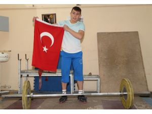 23 güne iki Avrupa şampiyonluğu sığdırdı