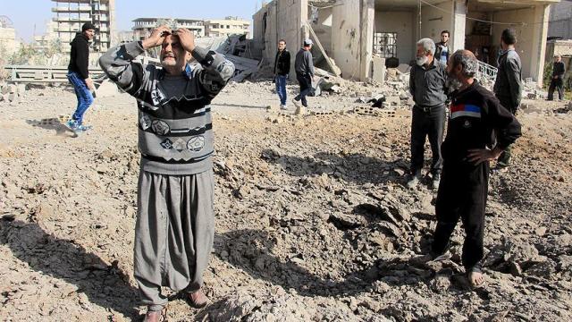 Esed kuşatmasındaki Doğu Guta 24 saatte 300'den fazla saldırıya maruz kaldı