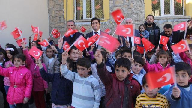 Hayırsever iş adamından eğitime destek
