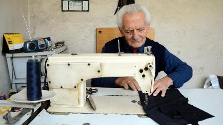 İğne ipliğe adanan bir ömür