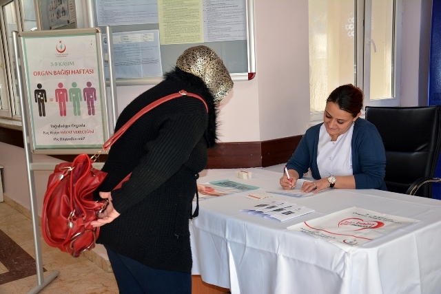 Selçuk Tıp’ta Organ Bağışı Bilgilendirme Standı Açıldı
