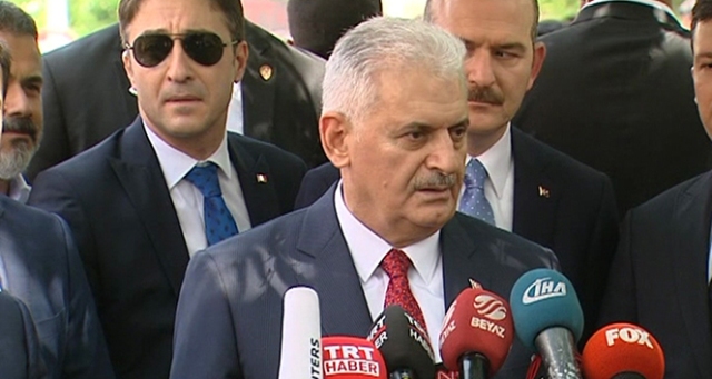 Başbakan Yıldırım: 27 camimizi yıktılar, 70 camimizi hasarlı hale getirdiler