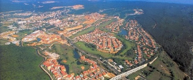 Silivri'de toprak kayması