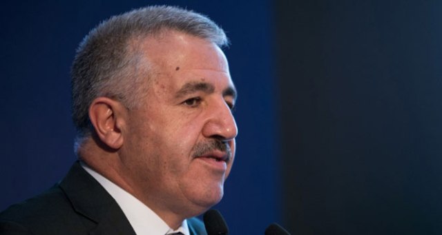 Bakan Arslan:"3.Havalimanı %73 oranında bitti"