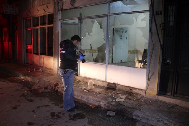 Konya'da iş yeri ve içindeki araç kundaklandı