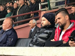 Ömer Ali derbiyi izledi