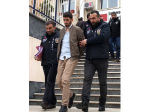 Silahlı gasp şüphelileri yakalandı