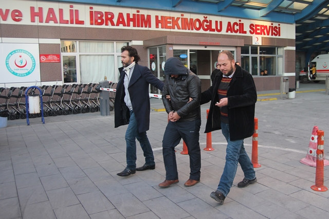 FETÖ'nün askeri mahrem imamlarına operasyonda 22 kişi gözaltına alındı