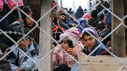 Manus Adası'ndaki gözaltı merkezini terk etmeyen mültecilere operasyon yapıldı