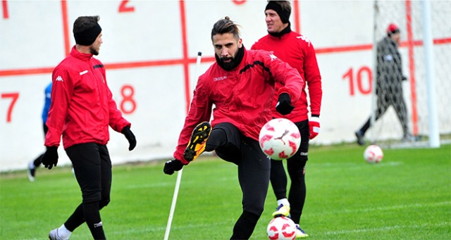 Samsunspor, İstanbulspor’a bileniyor