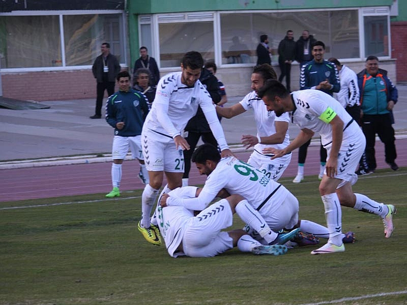 Yavru Kartal şaha kalktı: 4-2