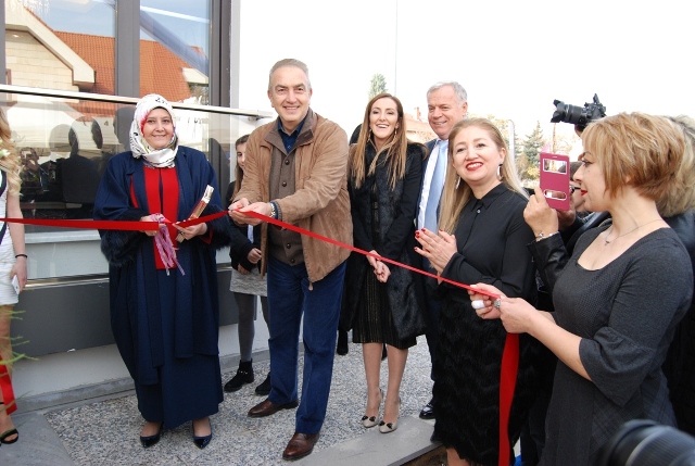 Mehtap Karameşe Estetik ve Plastik Cerrahi Merkezi açıldı