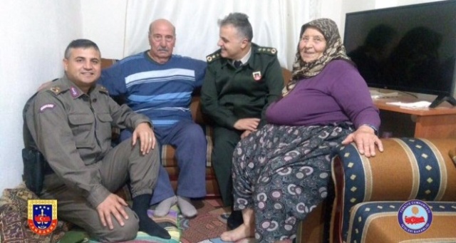 İl Jandarma Komutanı Acara’dan Kore Gazisine ziyaret