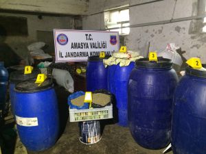 Amasya'da 5 ton sahte içki ele geçirildi