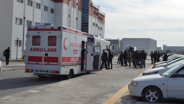 Kars'ta üniversite öğrencileri arasında çıkan kavgada bir öğrenci öldü