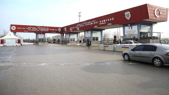 'Darbe girişimi nedeniyle geldiği karargahta uyuyakalmış'