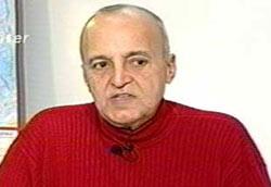 Birand Arınç'ı Neden Alkışladı?