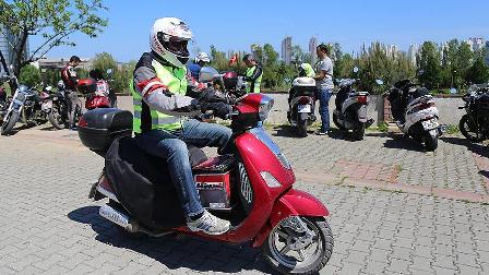 Motosikletli kuryenin meslek standardı belirlendi