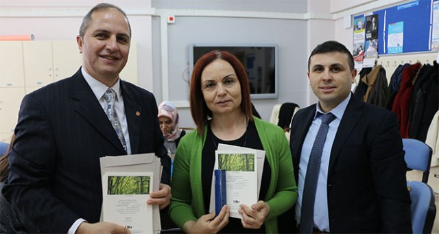 Onur Market’ten öğretmenlere anlamlı hediye