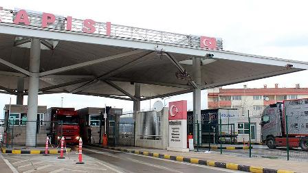 Avrupa'ya açılan sınır kapılarında tır kuyruğu