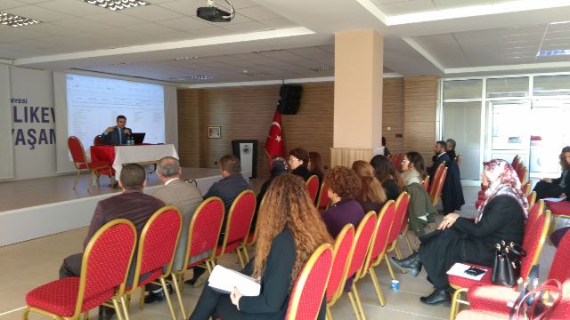 Kadına Şiddet Toplumu Güçsüzleştirmektedir