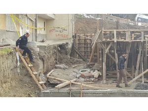 Başkentte göçük: 2 yaralı