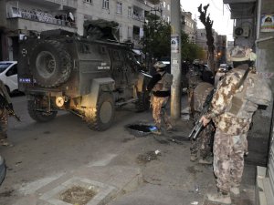 Diyarbakır’da merkezli 6 ilde uyuşturucu operasyonu: 24 gözaltı