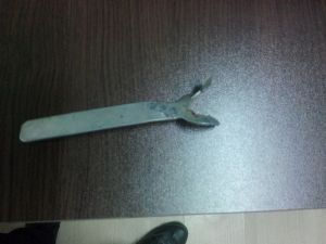 Sıkışan parmağını itfaiye çıkardı