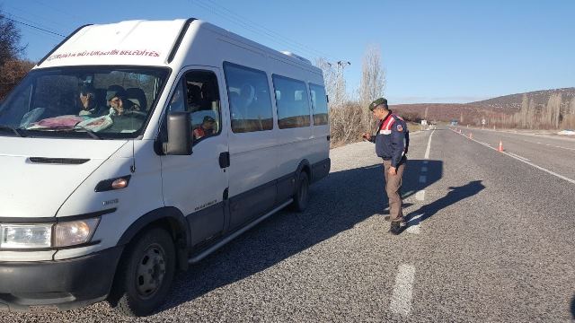 Beyşehir'de okul servis araçları denetlendi