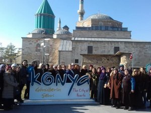 Gülüçlü bayanlar Konya’yı geziyor