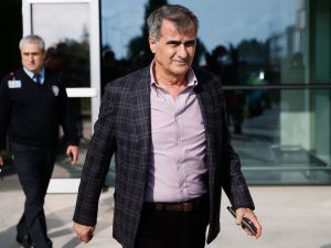 Beşiktaş kafilesi İzmir'e geldi
