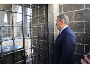 BBP Genel Başkanı Destici Diyarbakır'da