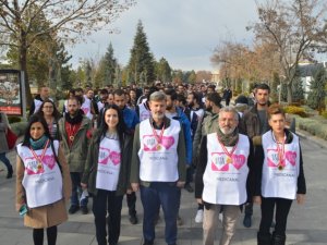 Konya’da, ‘Kalbim tekrar sevecek’ yürüyüşü