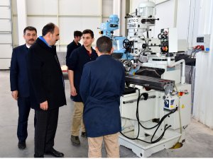 Geleceğin büyük Türkiye'sini sizler inşa edeceksiniz