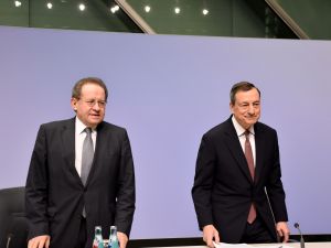 "Enflasyon hedefi için hala parasal teşvike ihtiyaç var"