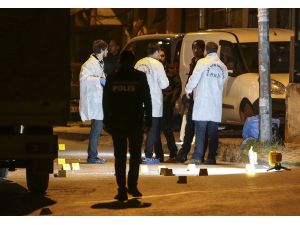 Halı sahadan dönerken çatışmanın ortasında kalan genç öldü