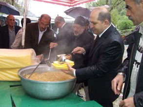 Hıdrellez yağmur altında kutlandı